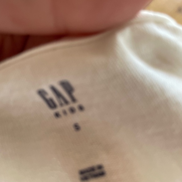 Gap kids t-shirt S (6/7) NWT - Picture 4 of 6